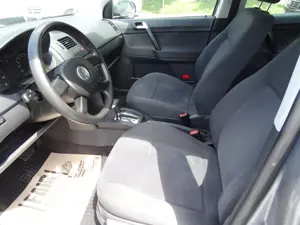 Automatik Wenig Kilometer VW POLO Cool Family 1,4 !!  4 Zylinder !! Bild 7