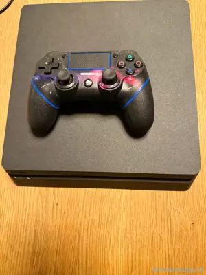 Verkaufe PS4 im guten Zustand Bild 2