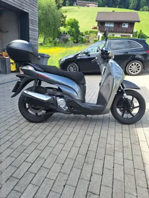 Roller Honda SH 300i 