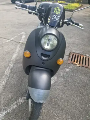 SNE Streetsound Elektro-roller  Bild 5