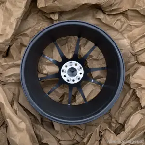 AMG Magnesium Schmiede Felge Bild 3