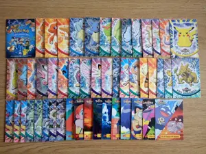 Pokemon Topps Karten, Sammelsticker, Pikachu-Plüschtier ... Bild 2