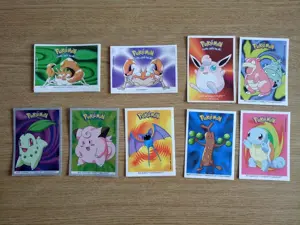 Pokemon Topps Karten, Sammelsticker, Pikachu-Plüschtier ... Bild 5