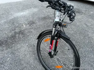 Mädchen-Mountainbike 27.5" neuwertig Bild 3