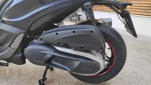 Piaggio BEVERLY 350 Sport Touring Bild 5