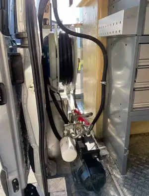 Hydraulik-Servicefahrzeug-Einbau Bild 6