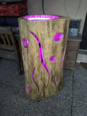 Stehtisch aus Holz m. Glasplatte 150cm u. Beleuchtung Bild 2