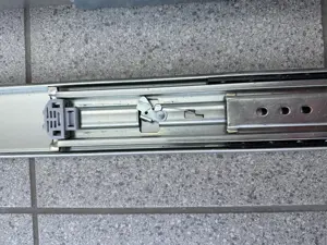 Schwerlastauszug für Camper oder Werkstatteinrichtung Bild 2