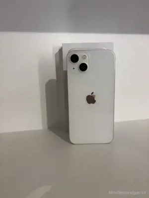 Apple iPhone 13 , 128GB ohne simlock mit OVP , akku kapazität : 88% , weib