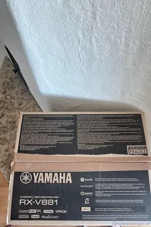 Yamaha AV Receiver Bild 2