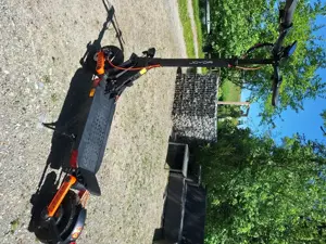 E- Scooter wie neu Bild 3