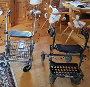 Pflegebett, Rollatoren, Leibstuhl zu verschenken Bild 2