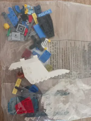 Lego City 60275 Polizei Hubschrauber 4+ Bild 2