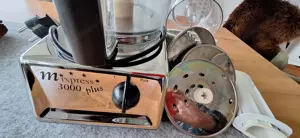 Küchenmaschine Mix press mit Zubehör 