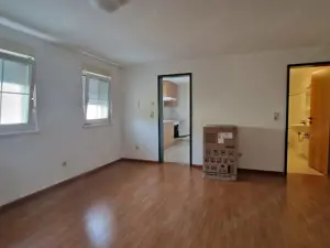 Vorderland - Klaus, 1,5 Zimmer Wohnung zu vermieten Bild 2