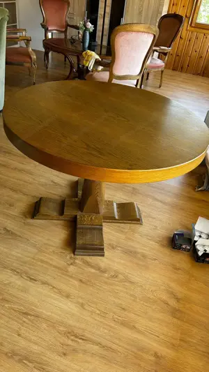 Massivholztisch