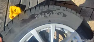 BMW F30 Räder  Felgen Keine Kratzer! Bild 4