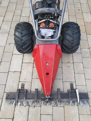 Aebi HC 44, Balkenmäher, Einachser mit hydraulischer Lenkung Bild 5