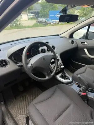 Peugeot 308 Bild 2