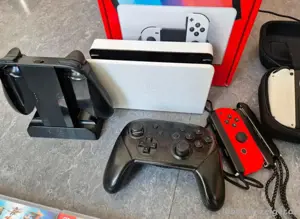 Nintendo Switch OLED   2 Controller 11 Spiel Bild 2