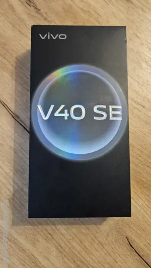 Vivo v40 SE