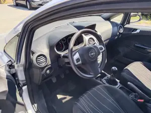 Kleinwagen Opel Corsa Bild 7
