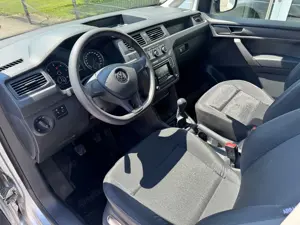 VW Caddy 2,0TDI Kasten* Nur 22000Km* Neuwertig* MwSt. Ausweisbar* TOP Zustand Bild 6