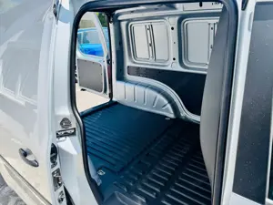 VW Caddy 2,0TDI Kasten* Nur 22000Km* Neuwertig* MwSt. Ausweisbar* TOP Zustand Bild 8