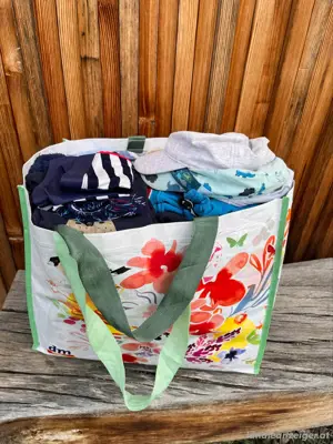 Kleinkind Kleidung Gr. 80-92 zu verschenken Bild 2