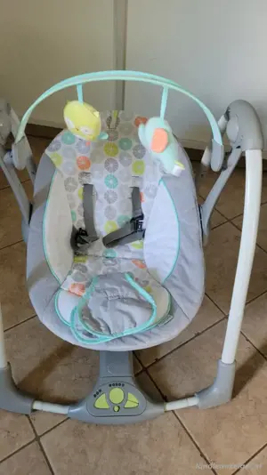 Babywippe  Babyschaukel