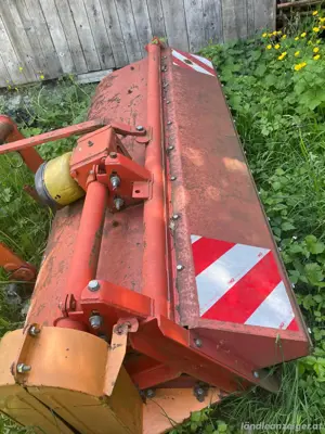 Mulcher Traktor Bild 2