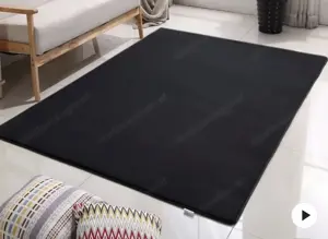 Teppich schwarz