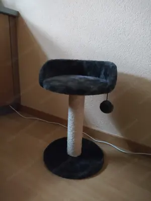 Katzen Kratzbaum  Bild 2