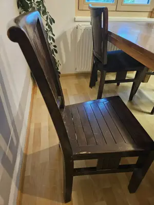 massiver Vollholz Tisch Bild 3