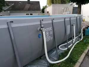Intex Pool mit Zubehör  Bild 4