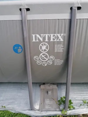 Intex Pool mit Zubehör  Bild 7