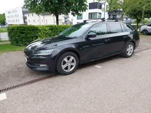 Skoda Superb combi TDI SCR DSG Bild 2