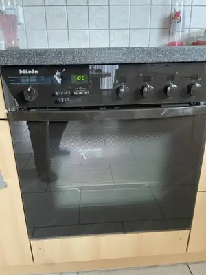 Einbauküche inkl. Geräte ohne Kühlschrank  Bild 3