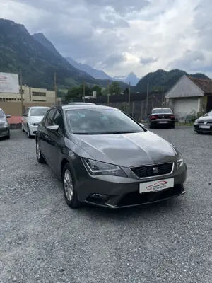 SEAT Leon Salsa 1,6 TDI CR Start-Stopp *Neu Vorgeführt* Bild 3