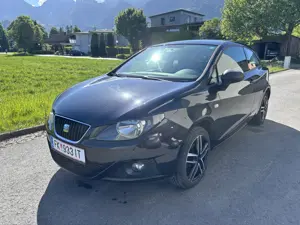 Seat Ibizia 6J   Schwarz Bild 2