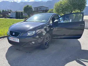 Seat Ibizia 6J   Schwarz Bild 3