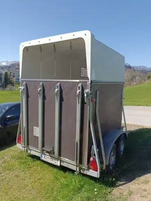Pferdeanhänger zu Verkaufen  Bild 3