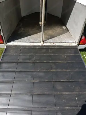 Pferdeanhänger zu Verkaufen  Bild 6