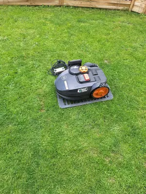 Rasenroboter mähroboter  Bild 2