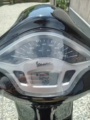 Vespa Primavera Sprint 50ccm 4t 3v Bild 4