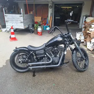 Harley Davidson FXDB Street Bob 