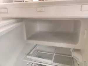 Einbaukühlschrank mit Gefrierfach 102.5 x 56 Bild 3