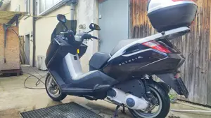 Peugeot Satelis RS 250 Bild 2