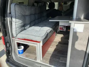 Campervan Nissan Evalia Tekna Bild 10