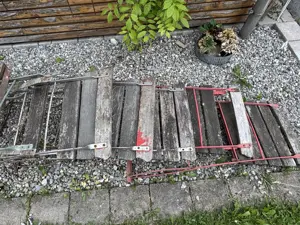 Eisentisch inkl. Stühle   renovierungsbedürftig Bild 2